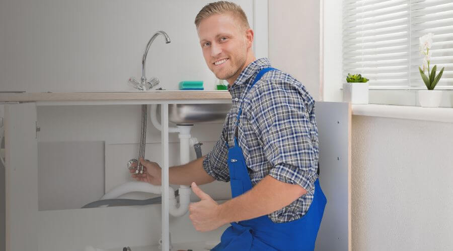 Expert burst pipe repair services in Victor, WV